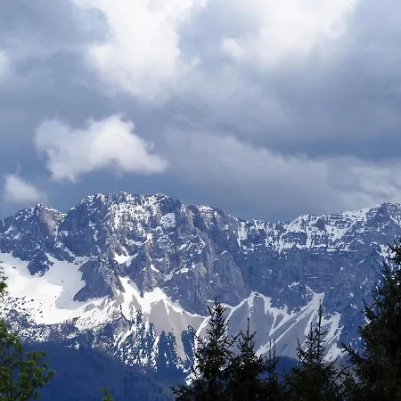 Rizzi Haus アパート